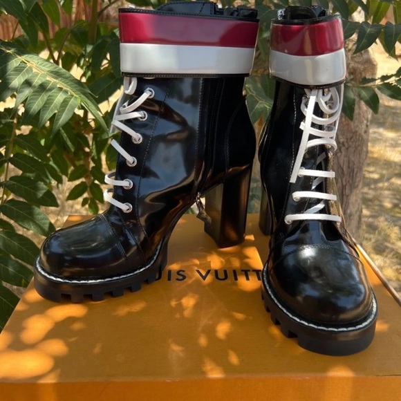 Louis Vuitton boots - Picture 2 of 8